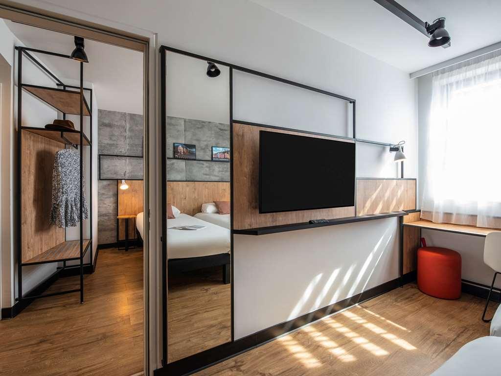 Hotel Ibis Lyon Sud Oullins Habitación foto
